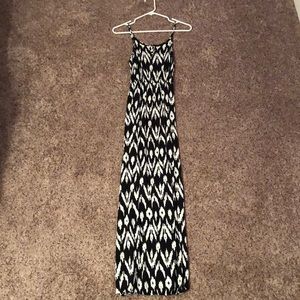Black/white tribal print dress with side slit